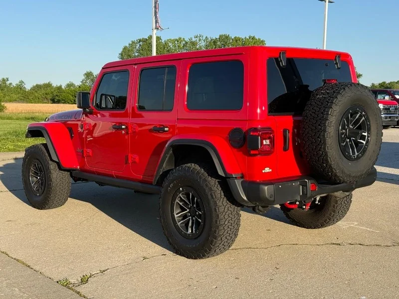 Used 2025 Firecracker Red Clearcoat Jeep Rubicon X 4 Door 4x4 image 3