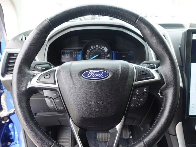 Used 2024 Blue Ford SEL image 12