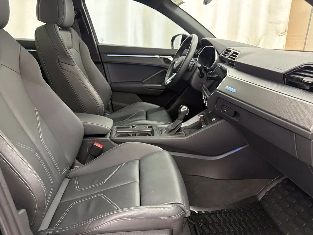 Used 2024 Black Audi Premium Plus image 31