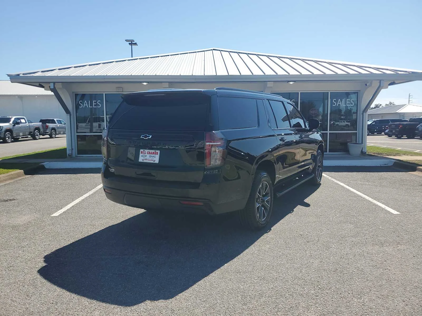 Used 2023 BLACK Chevrolet Z71 image 8