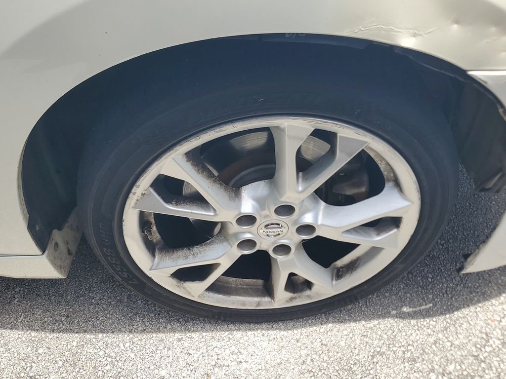 Used 2013 White Nissan 3.5 SV image 10