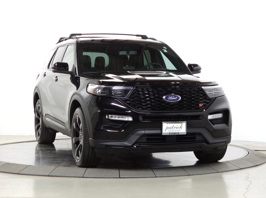 2022 Ford Explorer ST 4WD's photo