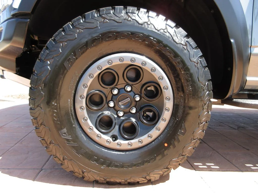 New 2026 Carbonized Gray Metallic Ford Raptor image 8