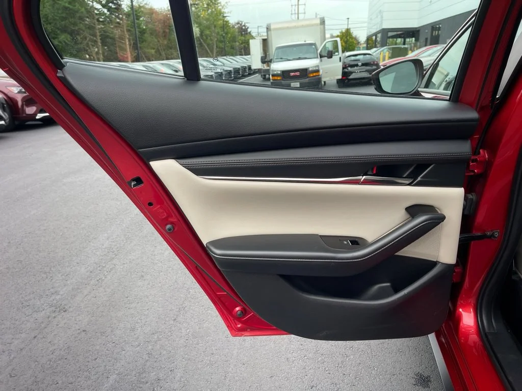 Used 2024 Soul Red Crystal Metallic Mazda 2.5 S Preferred Package image 23