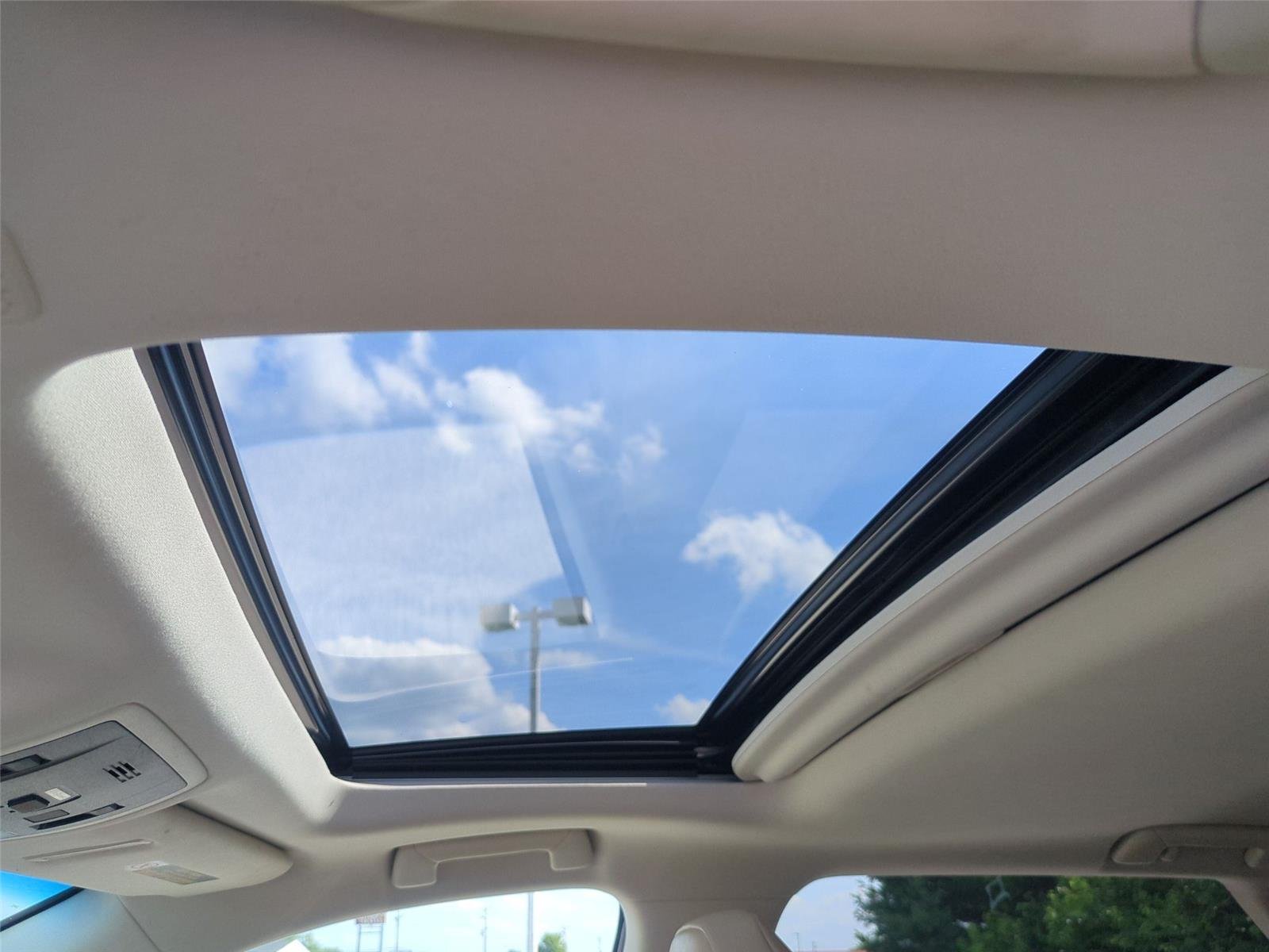 Used 2018 Atomic Silver Lexus RX 350L image 32