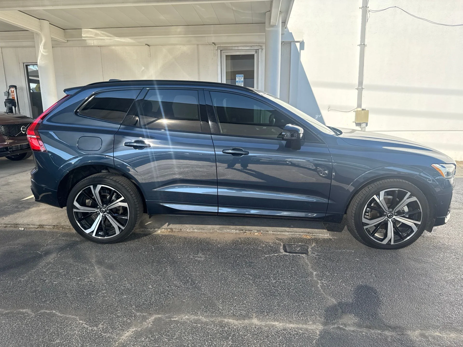 Certified Used 2024 Denim Blue Volvo Ultimate image 5