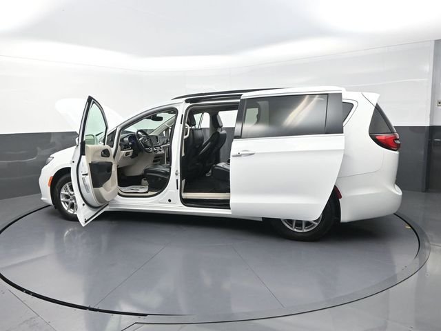 Used 2022 White Chrysler Touring L image 35