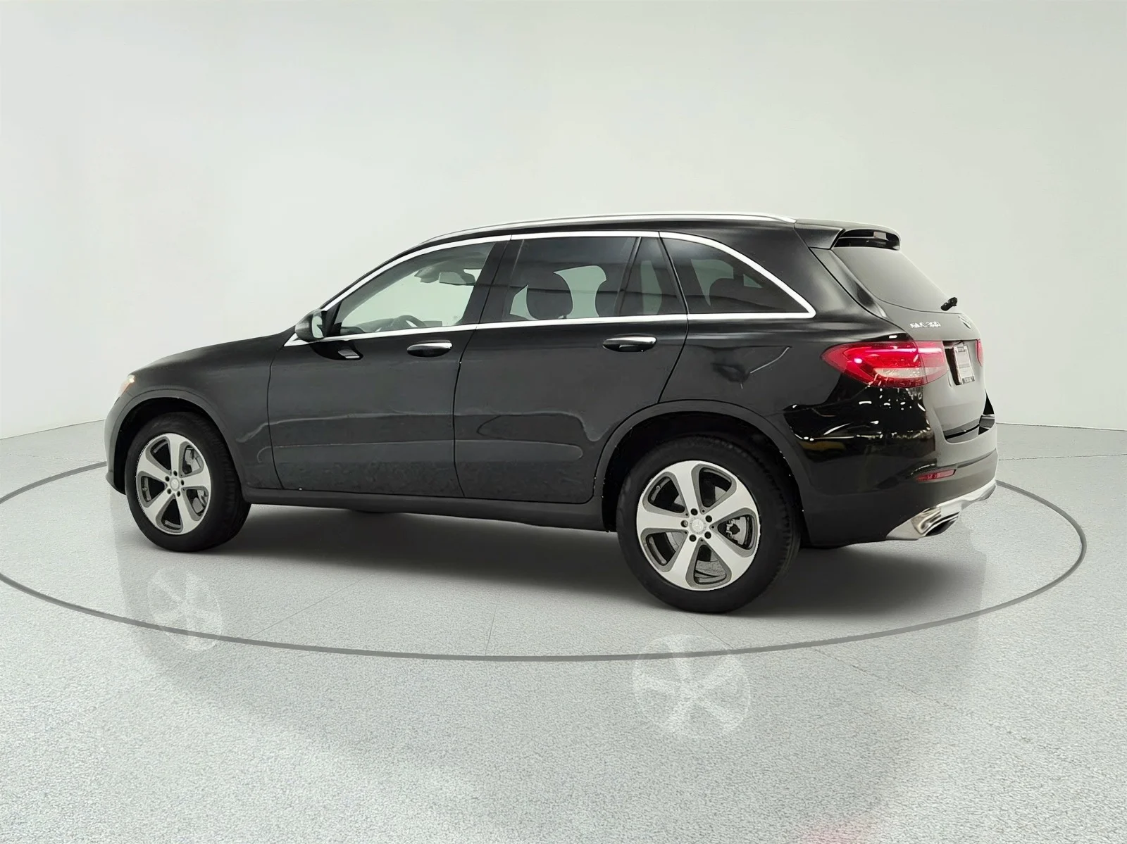 Used 2016 Black Mercedes-Benz RWD 4dr GLC 300 image 7