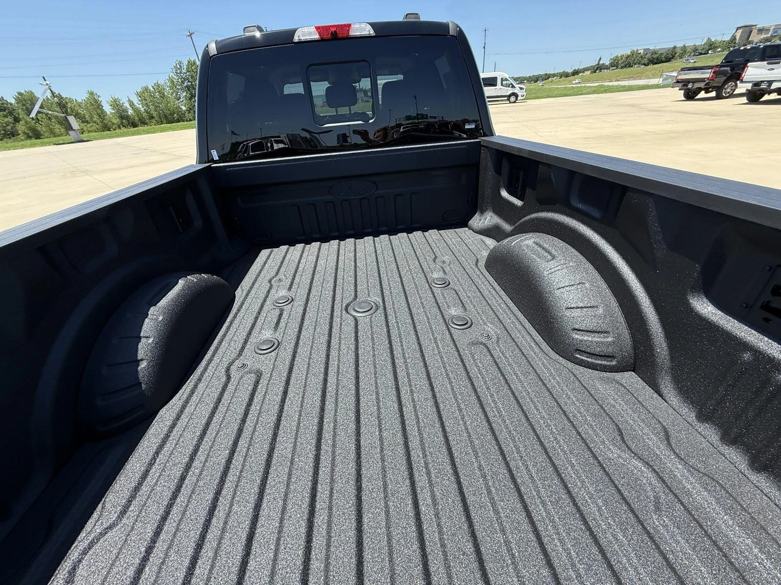 New 2026 Agate Black Metallic Ford F-250® XLT image 11