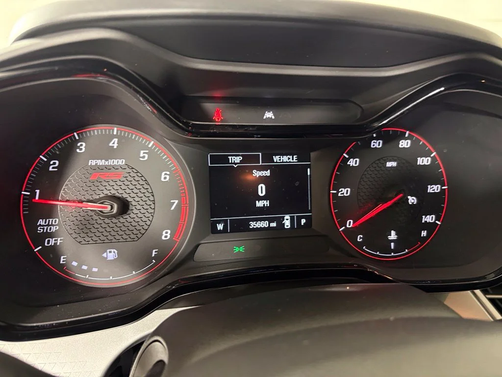 Used 2024 Red Chevrolet 1RS image 22