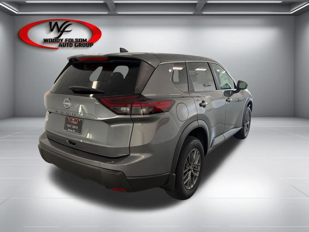 New 2026 Gray Nissan S image 6