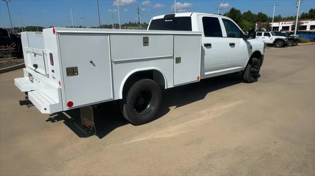 New 2026 Bright White Clear-Coat Exterior Paint RAM Tradesman image 9