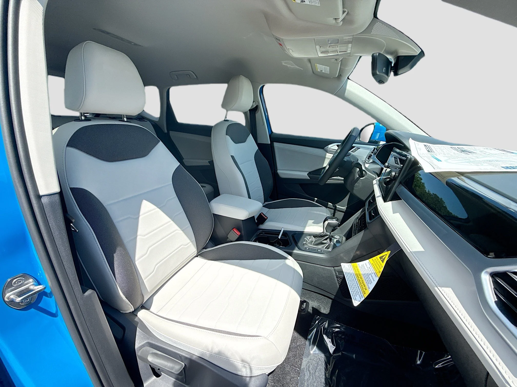 New 2026  Volkswagen SE image 14
