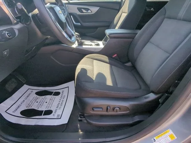 Used 2023 Sterling Gray Metallic Chevrolet 2LT image 10