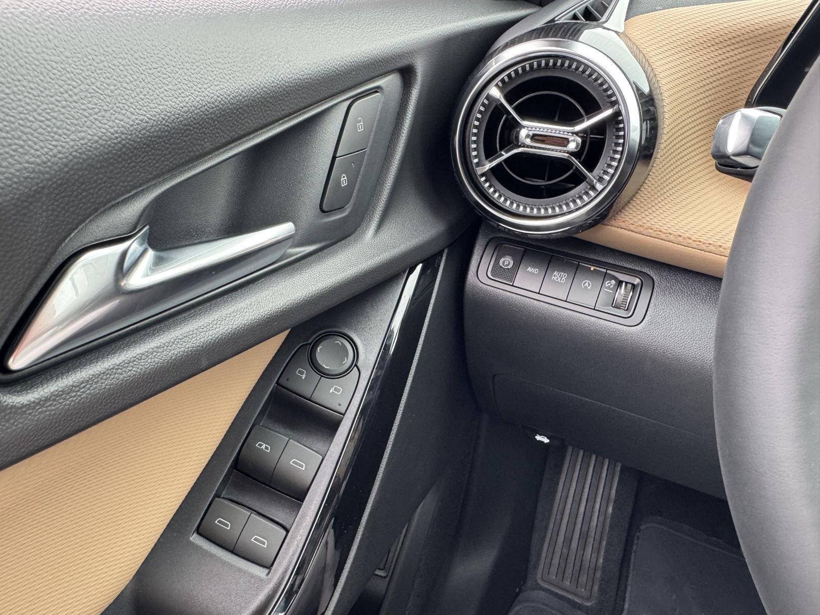 2027 Chevrolet Equinox ACTIV - Photo 11