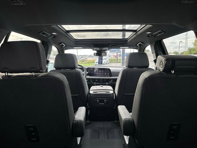 2025 Chevrolet Tahoe Premier - Photo 22