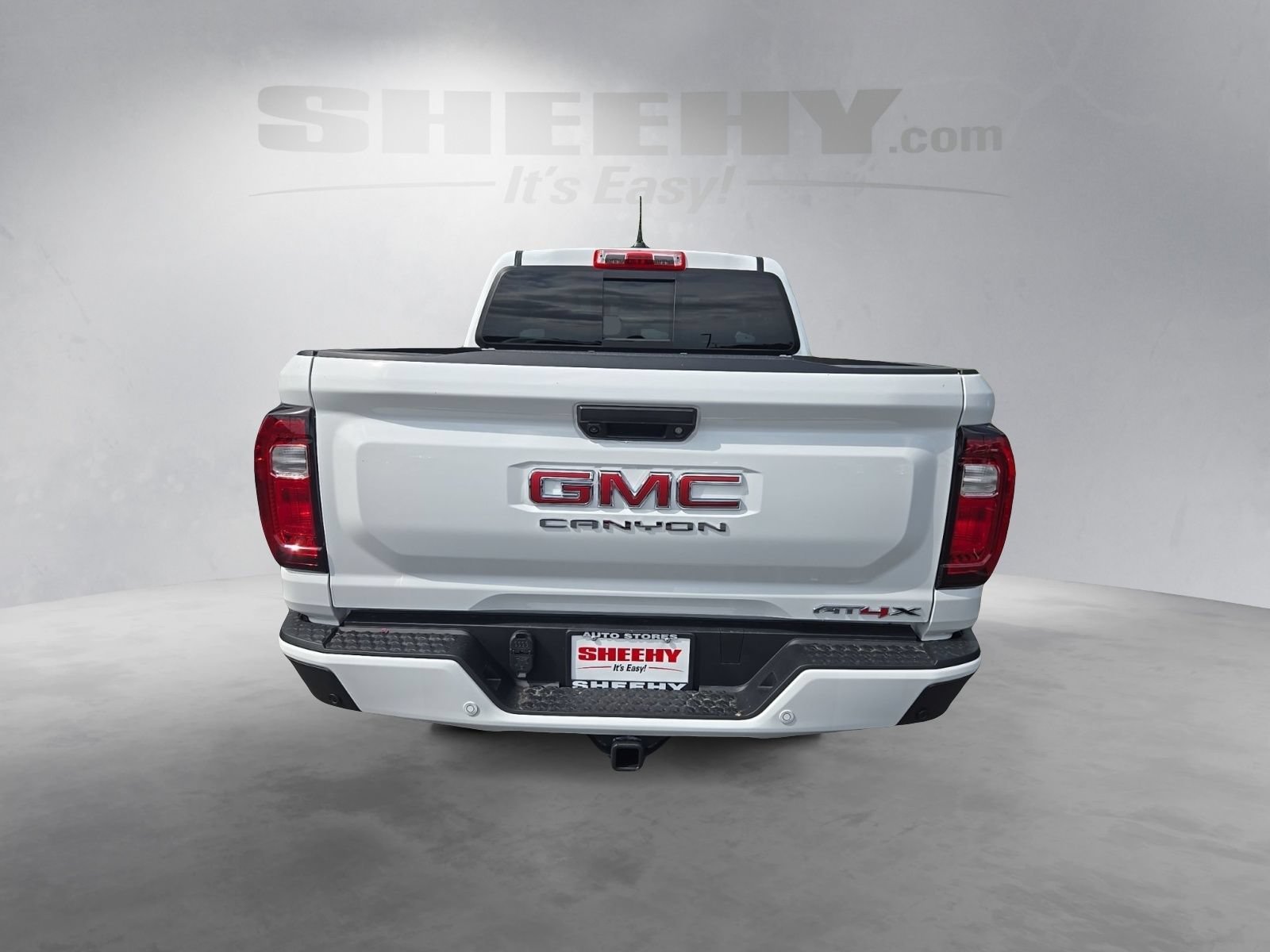 2026 GMC Canyon AT4X - Photo 8