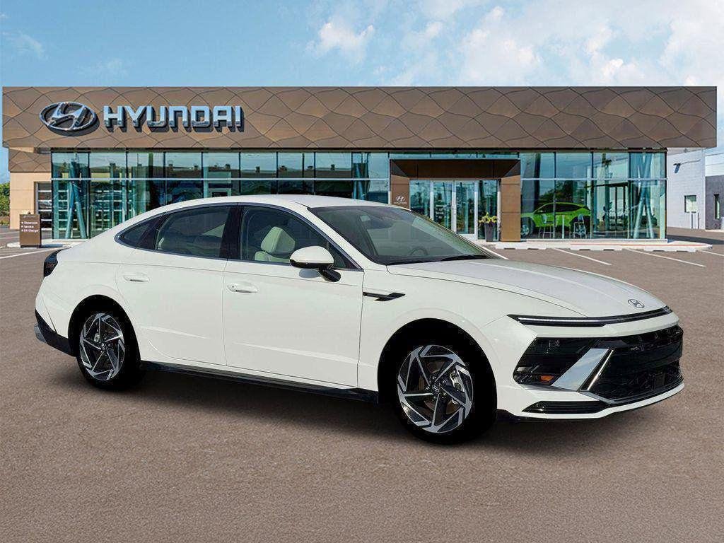 New 2026 White Hyundai SEL Sport image 10
