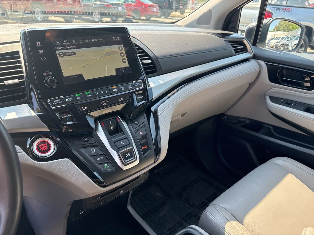Used 2023 Gray Honda Touring image 19
