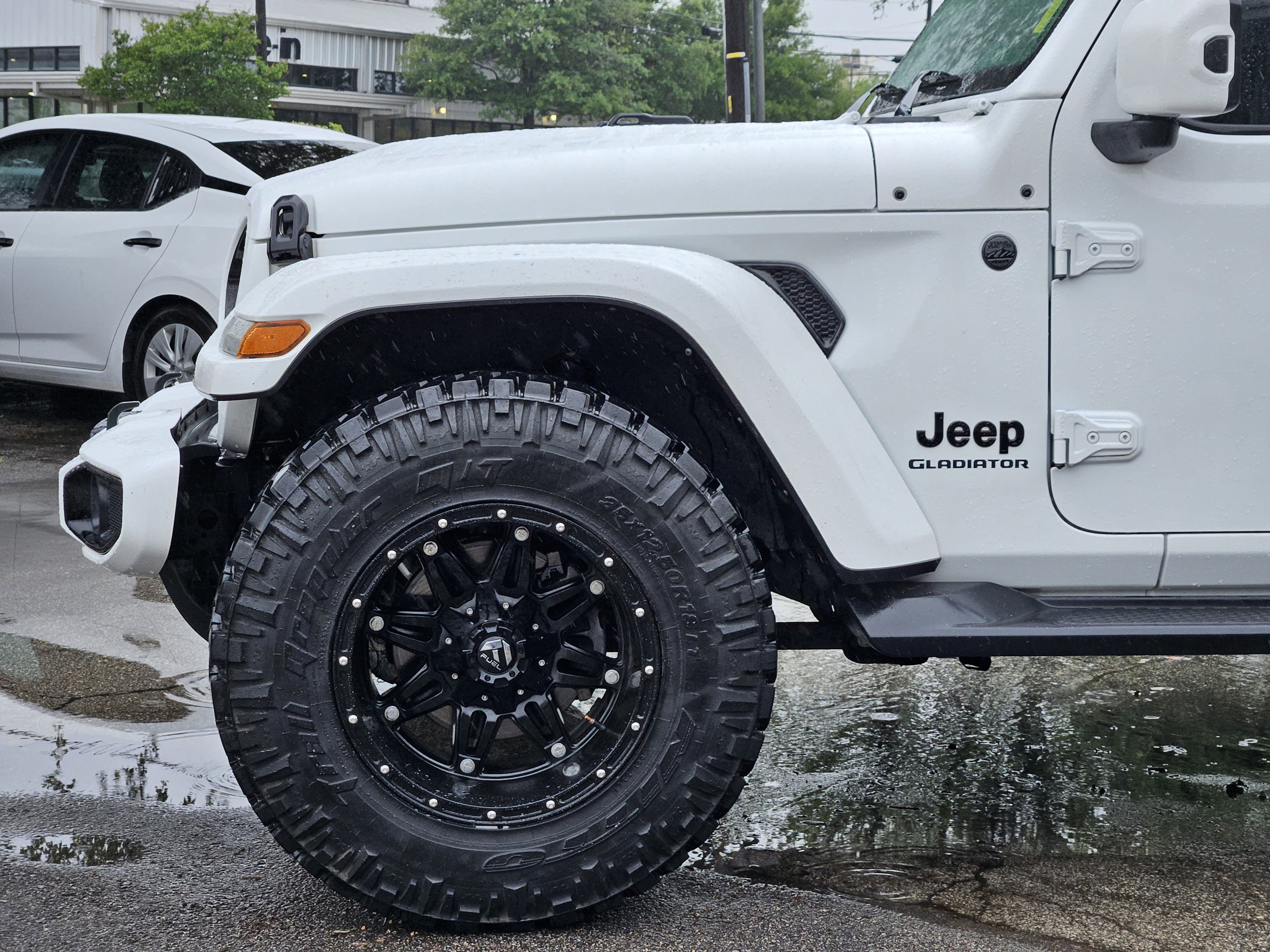 Used 2021 Bright White Clear Coat Jeep High Altitude image 9