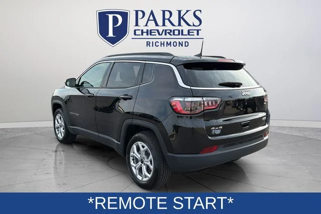Used 2025 Black Jeep Latitude image 5
