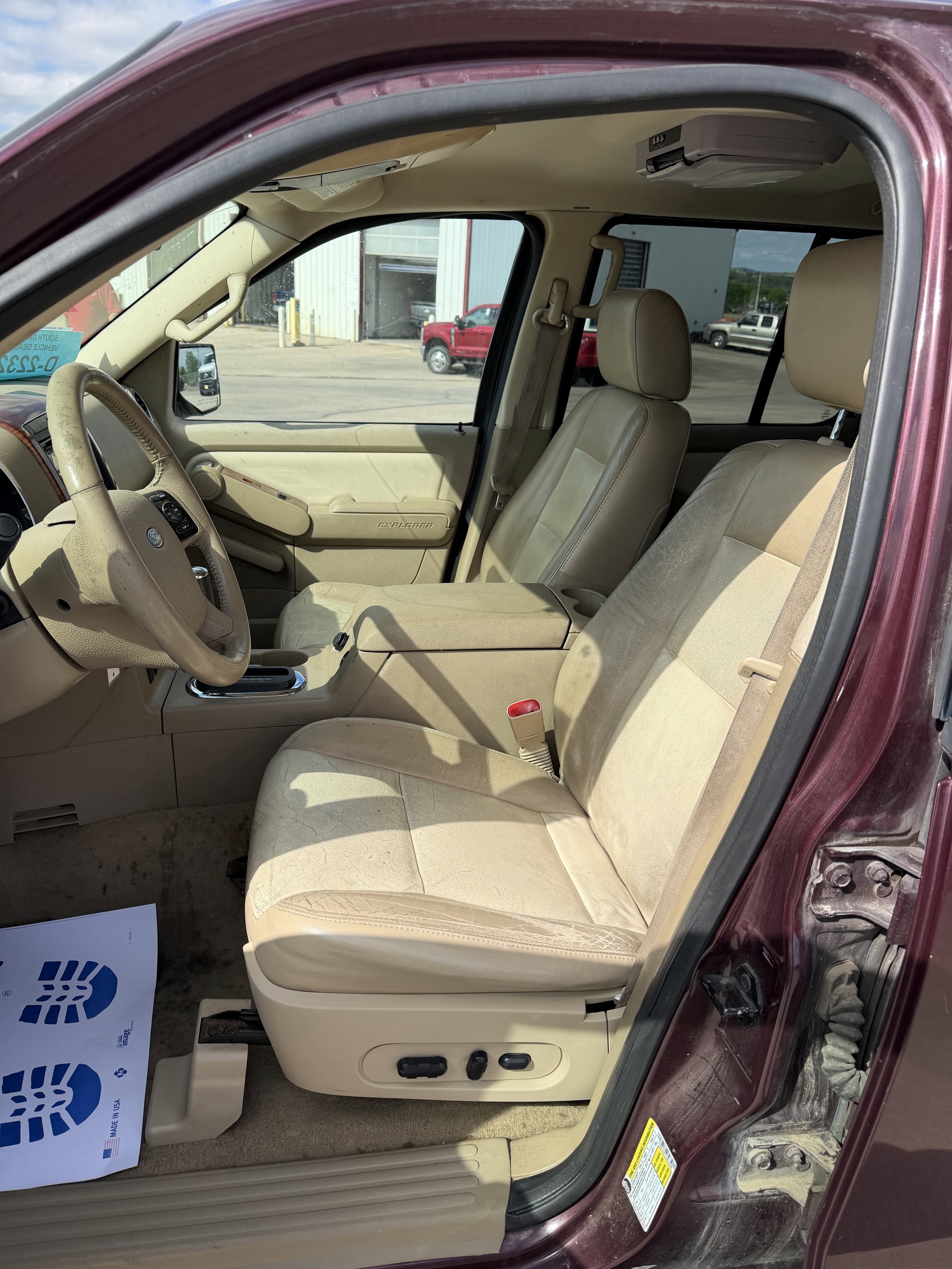 Used 2007 Red Ford Eddie Bauer image 10