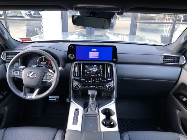 2026 Lexus LX 600 F-Sport - Photo 22