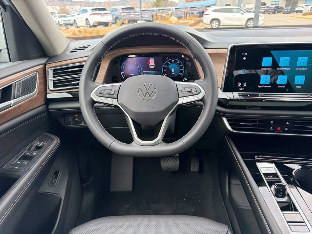 New 2026 Opal White Pearl Volkswagen SE w/Technology image 13