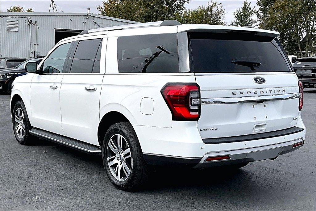 Used 2023 Oxford White Ford Limited image 3