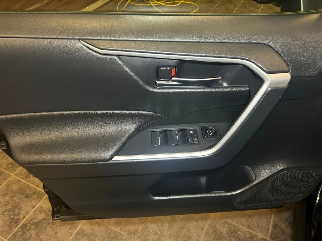 Used 2023 Midnight Black Toyota XLE image 20