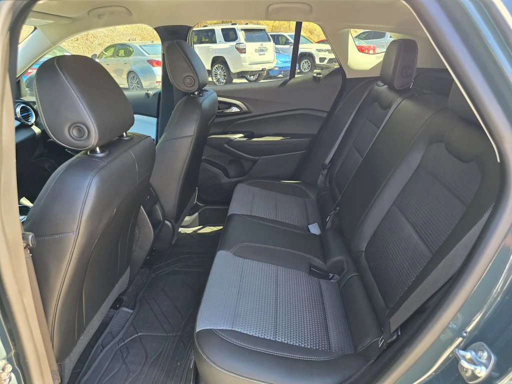 Used 2025 Gray Chevrolet LT image 10
