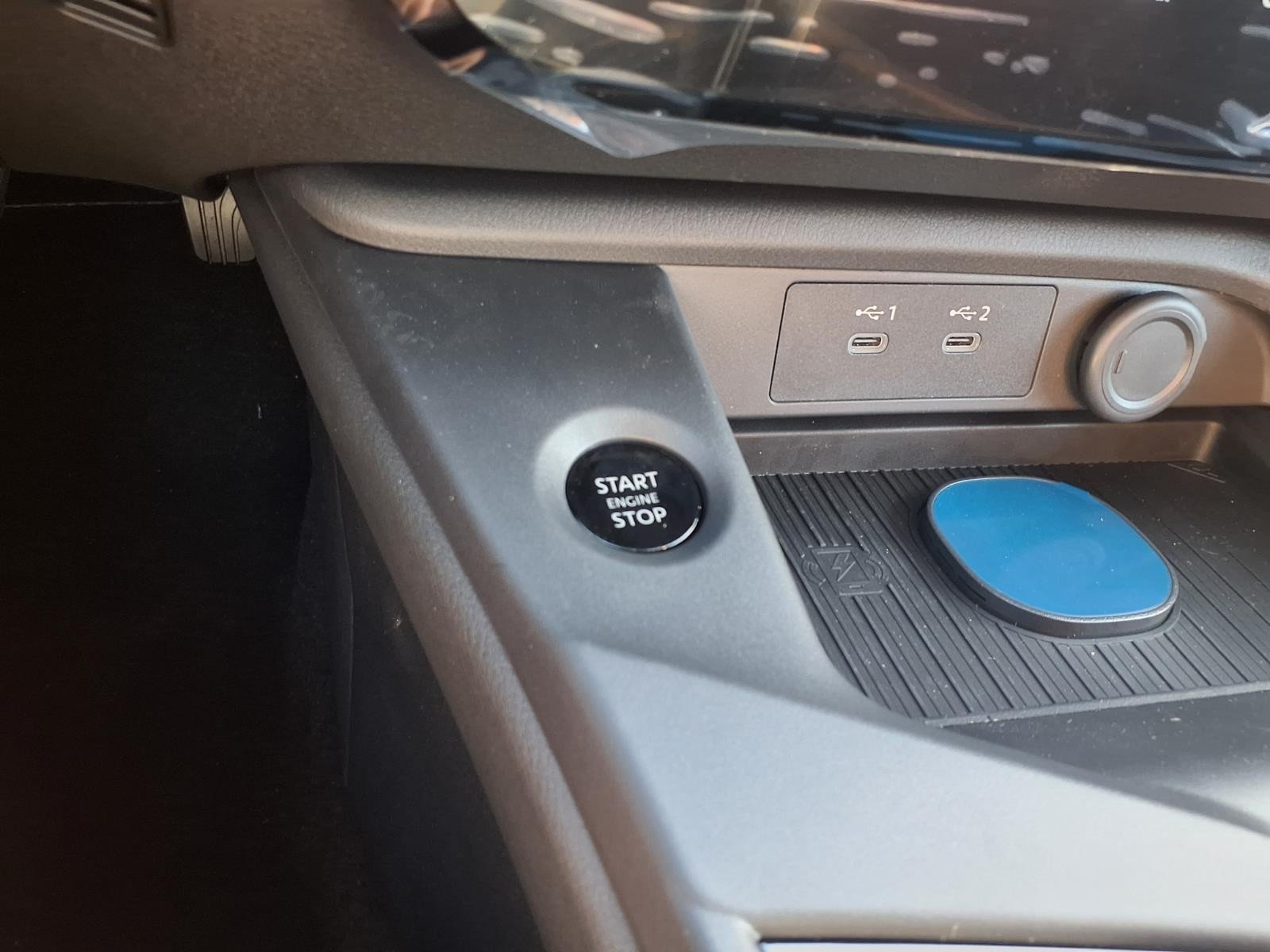 2027 Nissan Sentra photo 22 of 24