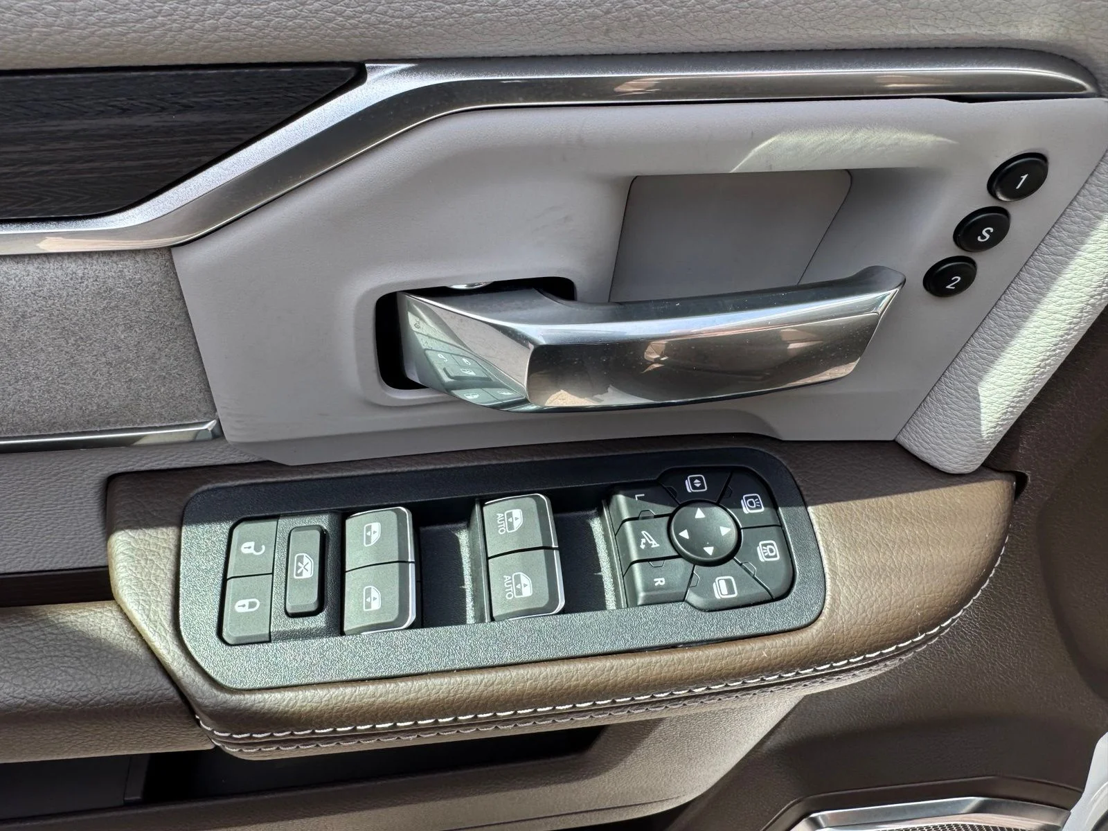New 2027 Bright White Clearcoat RAM Laramie image 18