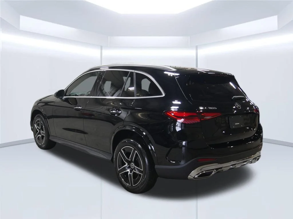 Certified Used 2026 Black Mercedes-Benz GLC 300 image 3