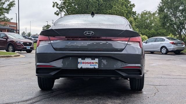 Used 2023 Gray Hyundai SEL image 6