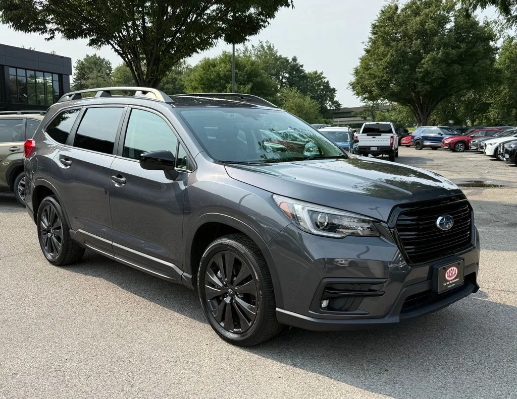 Used 2022 Gray Subaru Onyx Edition image 1