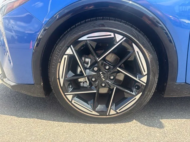 Used 2025 Blue Kia GT-Line image 9