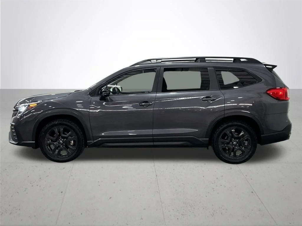 Used 2023 Gray Subaru Onyx Edition image 15