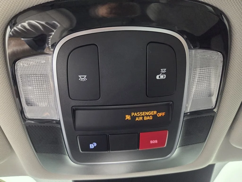Used 2024 Carbon Blue Hyundai SEL image 13