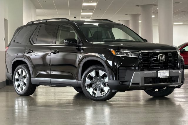 New 2026 Crystal Black Pearl Honda Touring image 2
