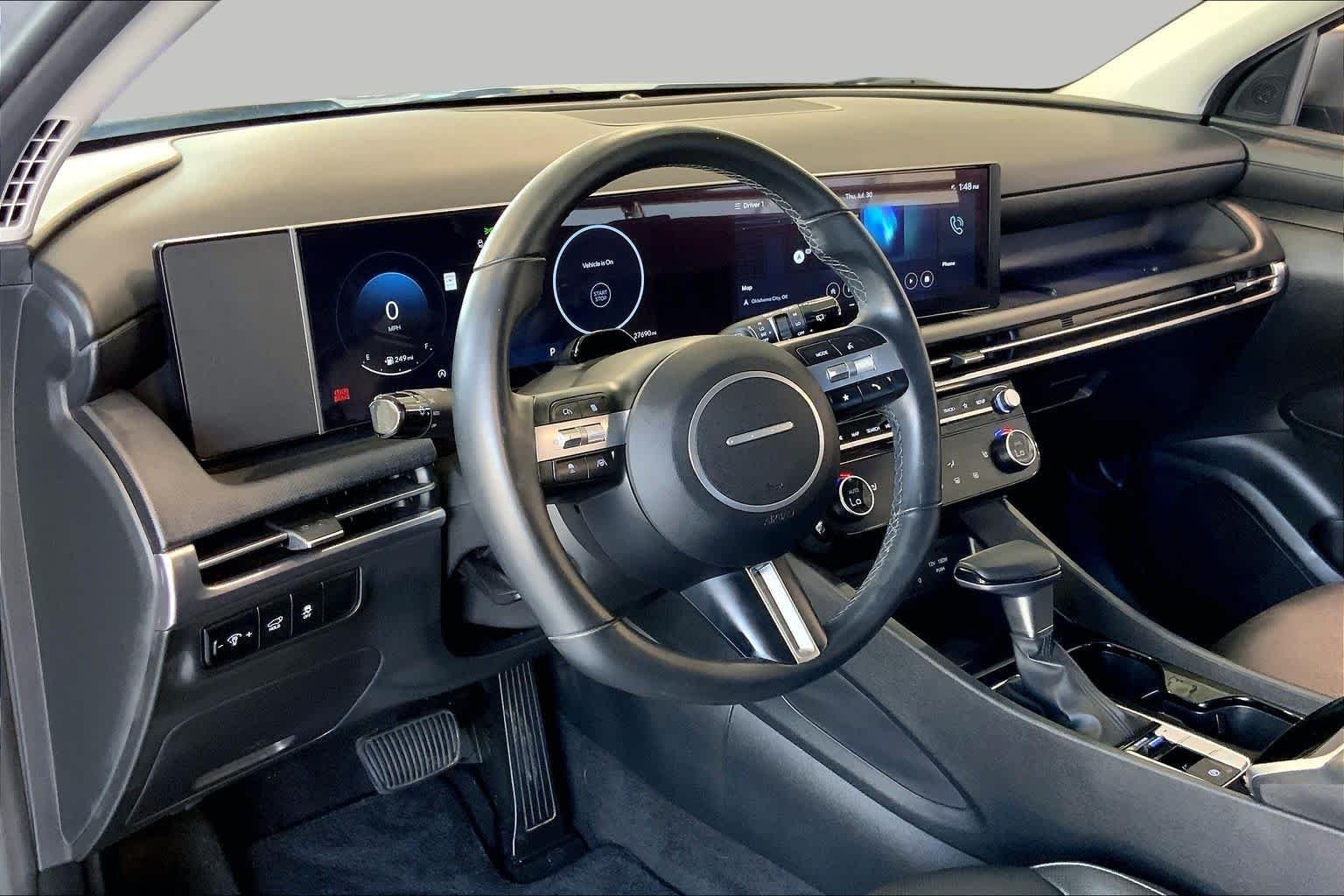 Certified Used 2025 Shimmering Silver Hyundai SEL Convenience image 17