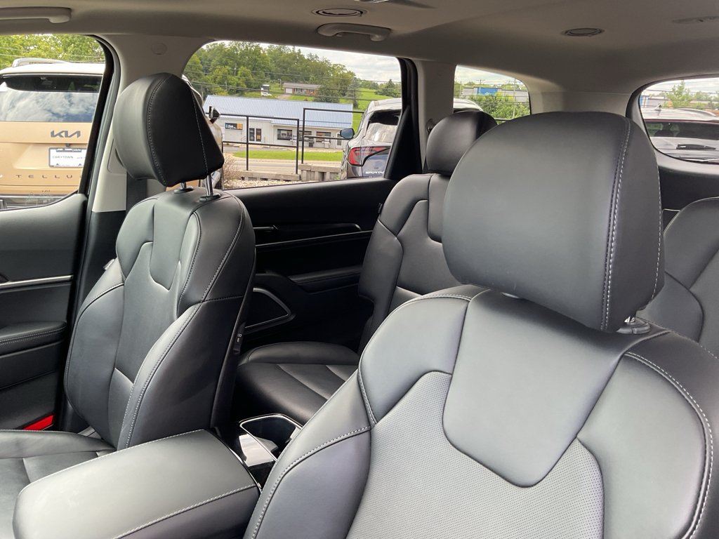 Certified Used 2024 Ebony Black Kia S image 25
