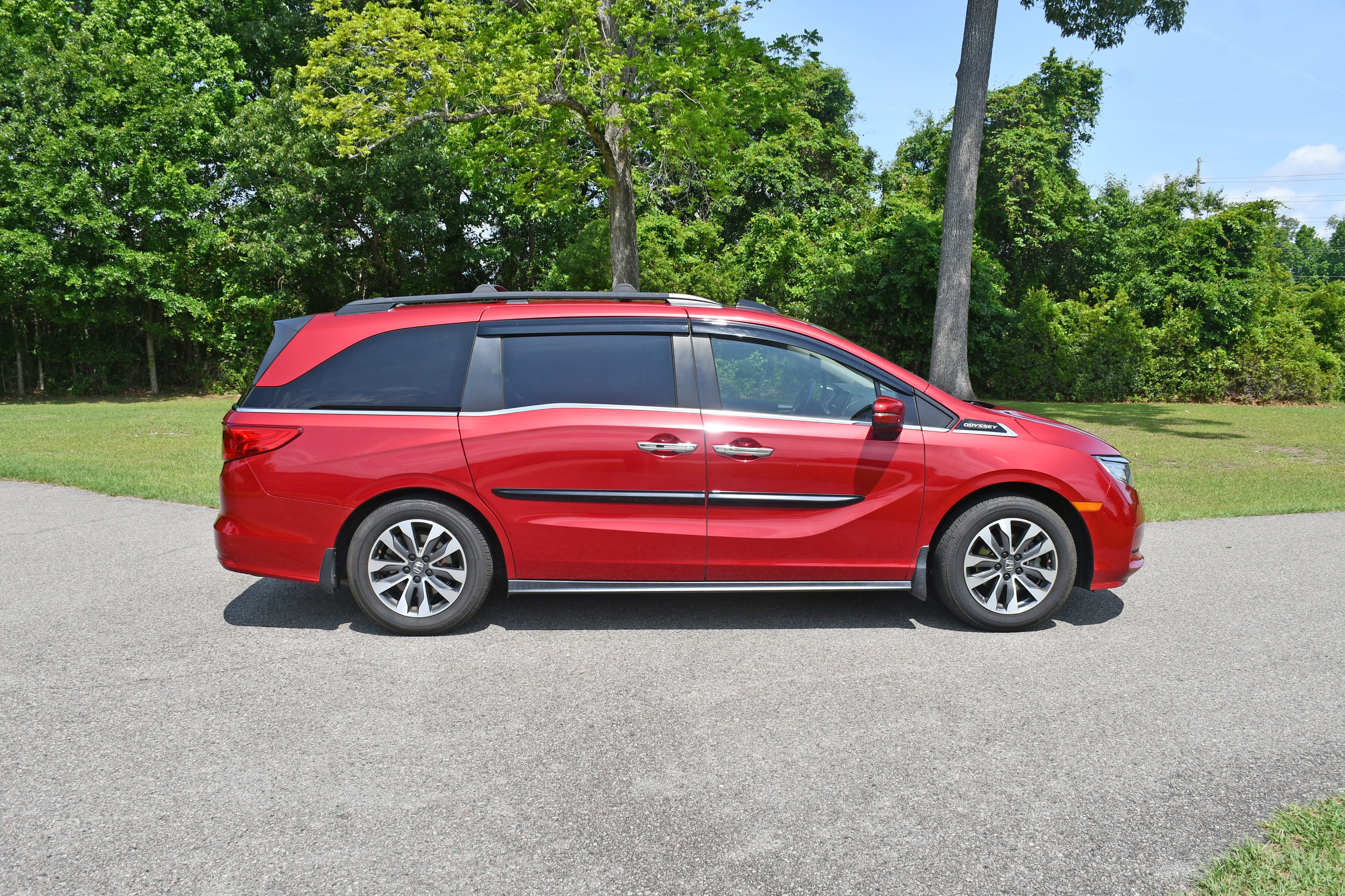 Used 2022  Honda EX-L image 5
