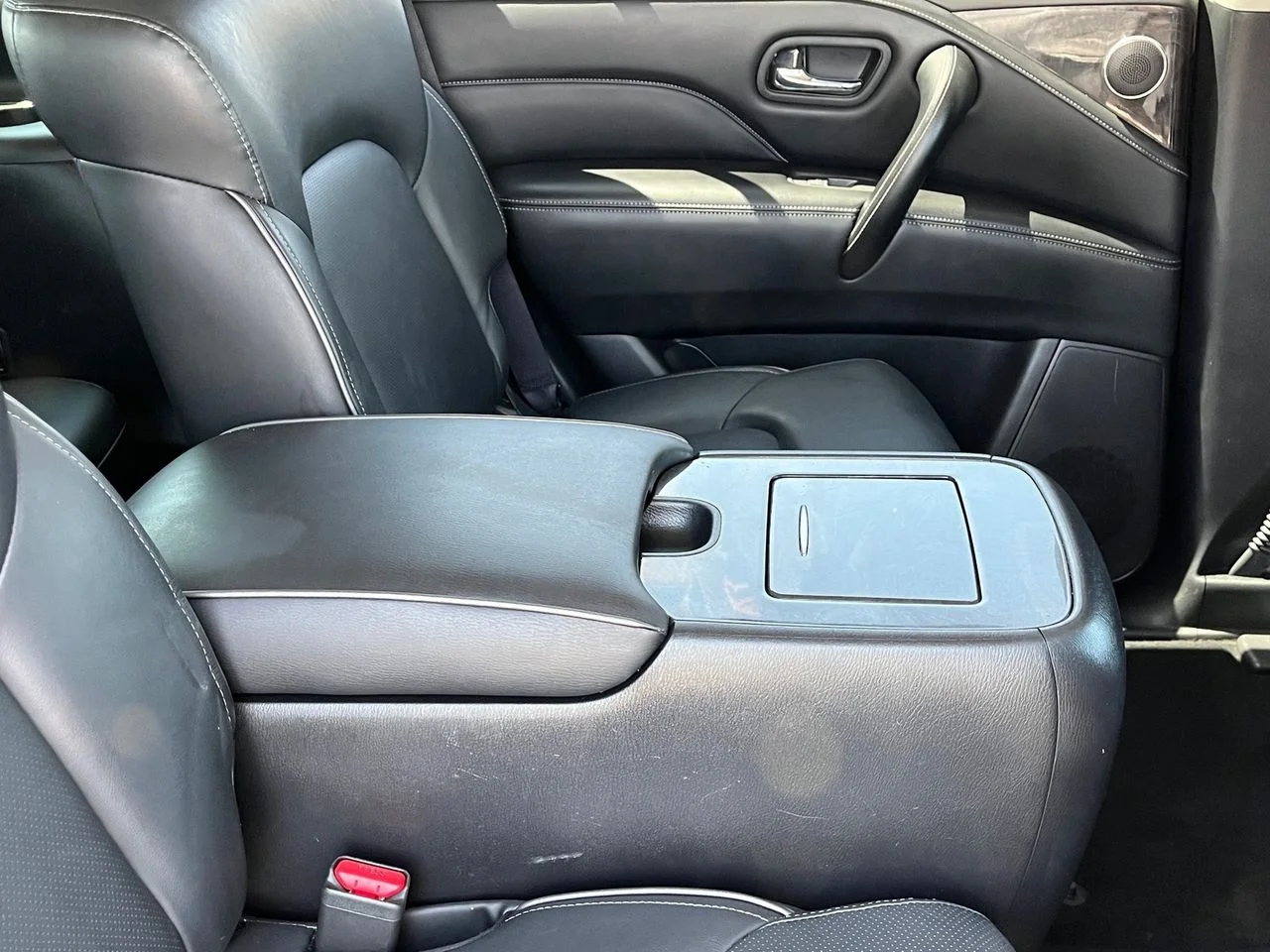 Used 2022 Liquid Platinum INFINITI Luxe image 11