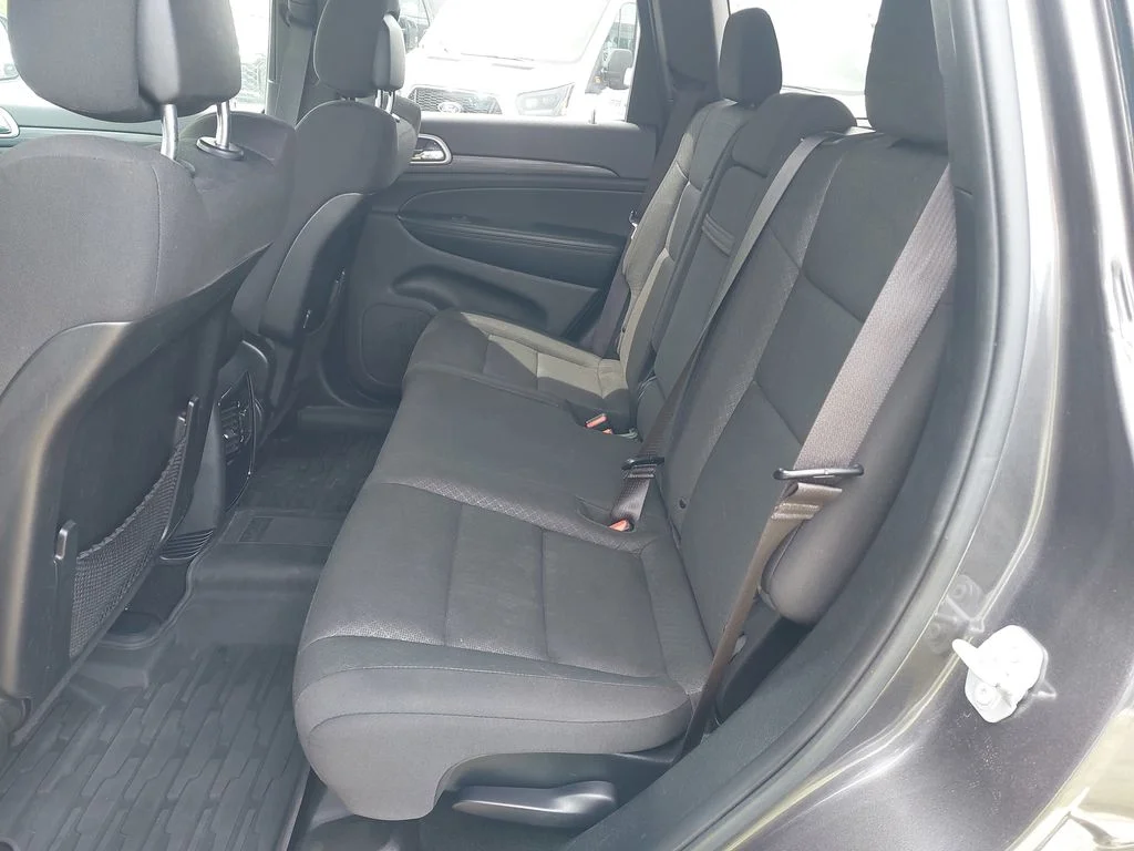 Used 2020 Gray Jeep Laredo E image 13