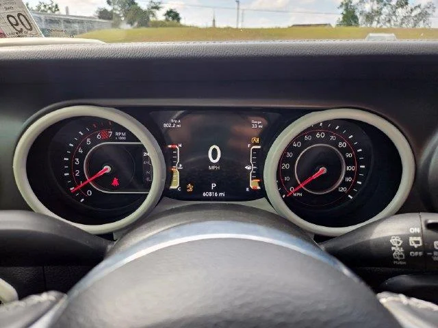 Used 2021 White Jeep Unlimited Rubicon image 15