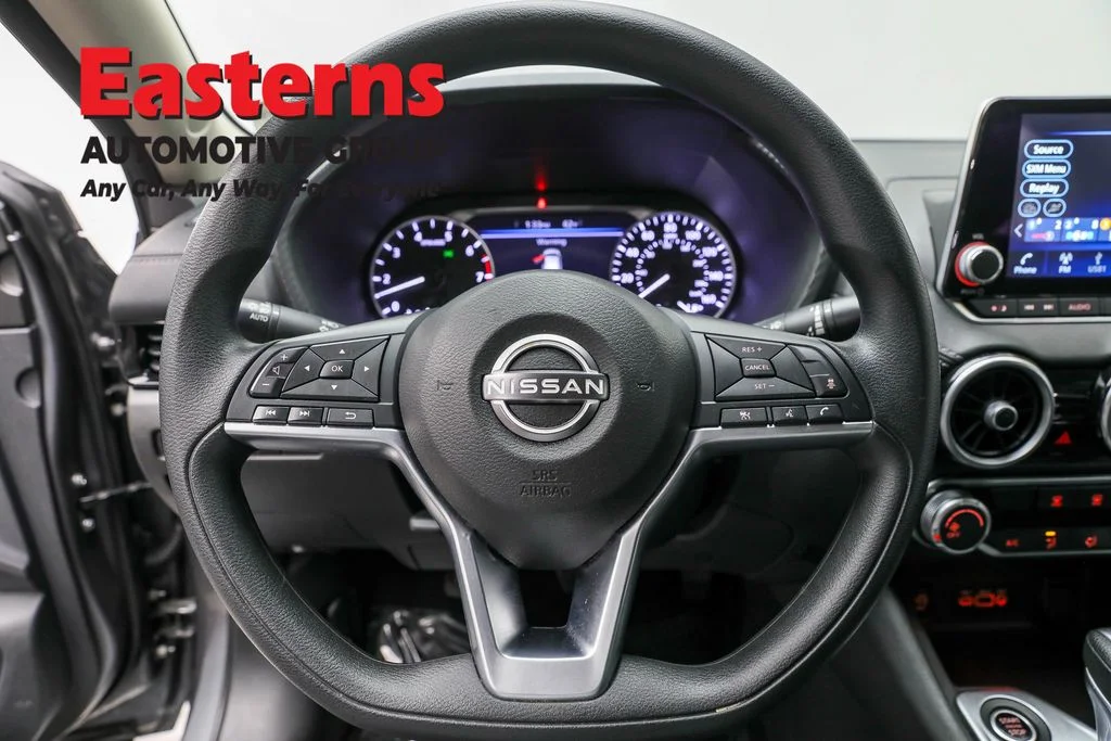 Used 2024 Gray Nissan SV image 10