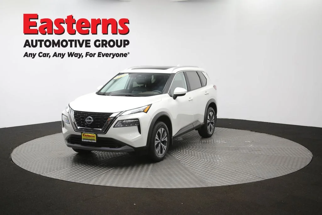 Used 2023 White Nissan SV image 55