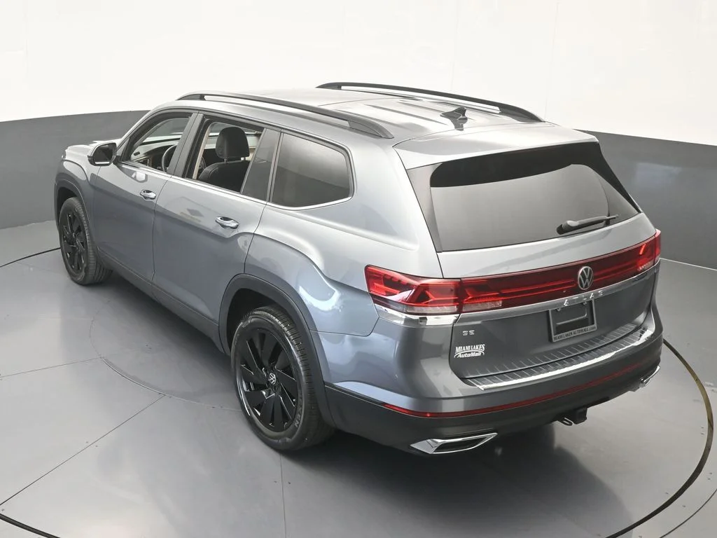 Used 2024 Platinum Gray Metallic Volkswagen 2.0T SE w/Technology image 49