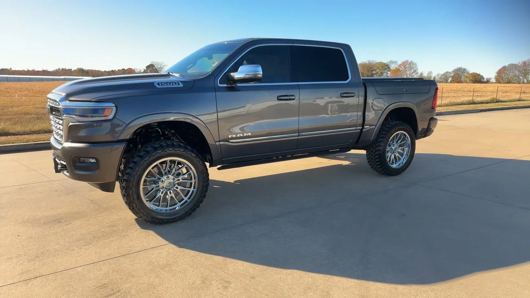 New 2026 Granite Crystal Metallic Clearcoat Ram Limited image 4